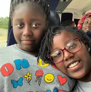 Meet your Posher, Monica